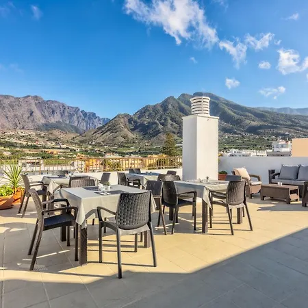 Valle Aridane מלון 3*