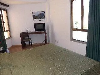 Valle Aridane מלון 3*